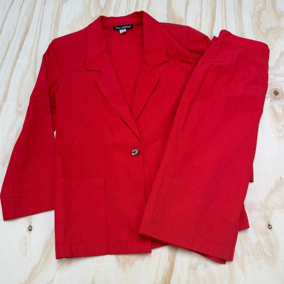 Sag Harbor Dresses & Skirts - Sag Harbor Red Skirt Suit Set Vintage Blazer & Skirt 12 Vintage Academia